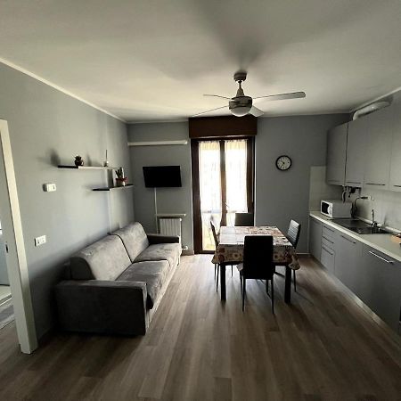 Apartamento Bilocale Con Netflix Incluso Lodi Exterior foto