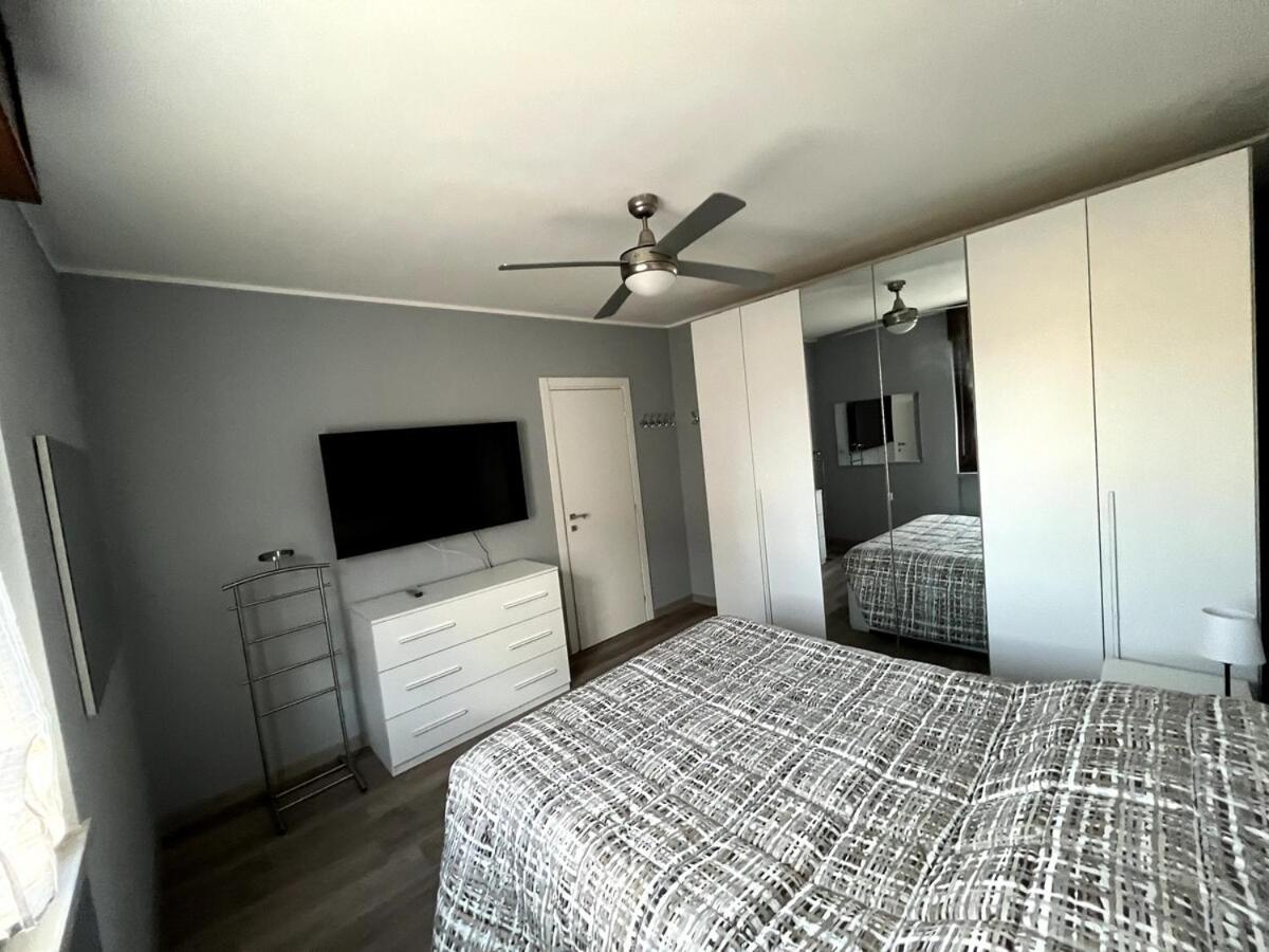 Apartamento Bilocale Con Netflix Incluso Lodi Exterior foto