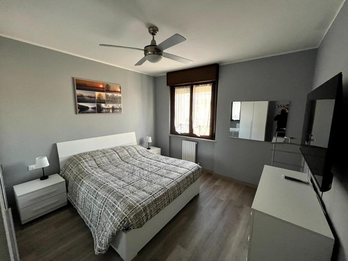 Apartamento Bilocale Con Netflix Incluso Lodi Exterior foto